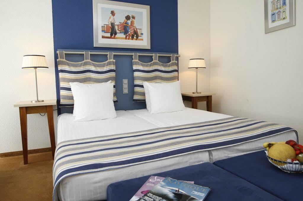 Westcord Hotel De Wadden フリーラント エクステリア 写真