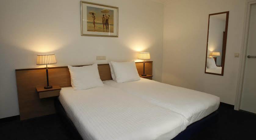 Westcord Hotel De Wadden フリーラント エクステリア 写真
